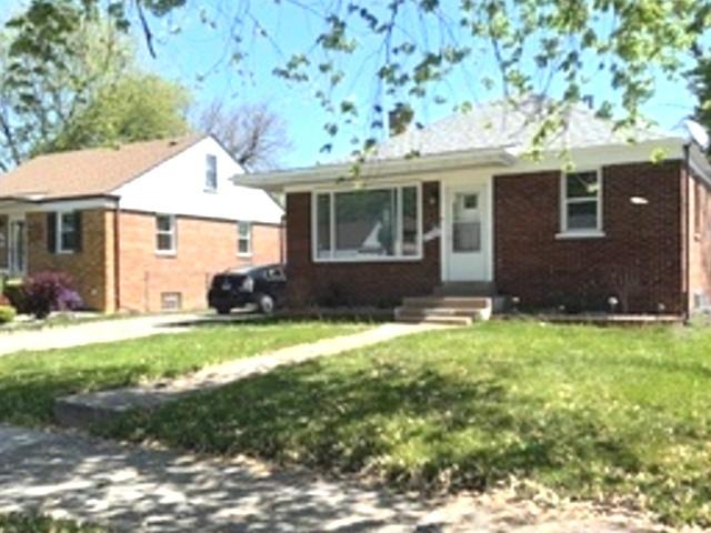 17745 Burnham Ave., Lansing, IL 60438