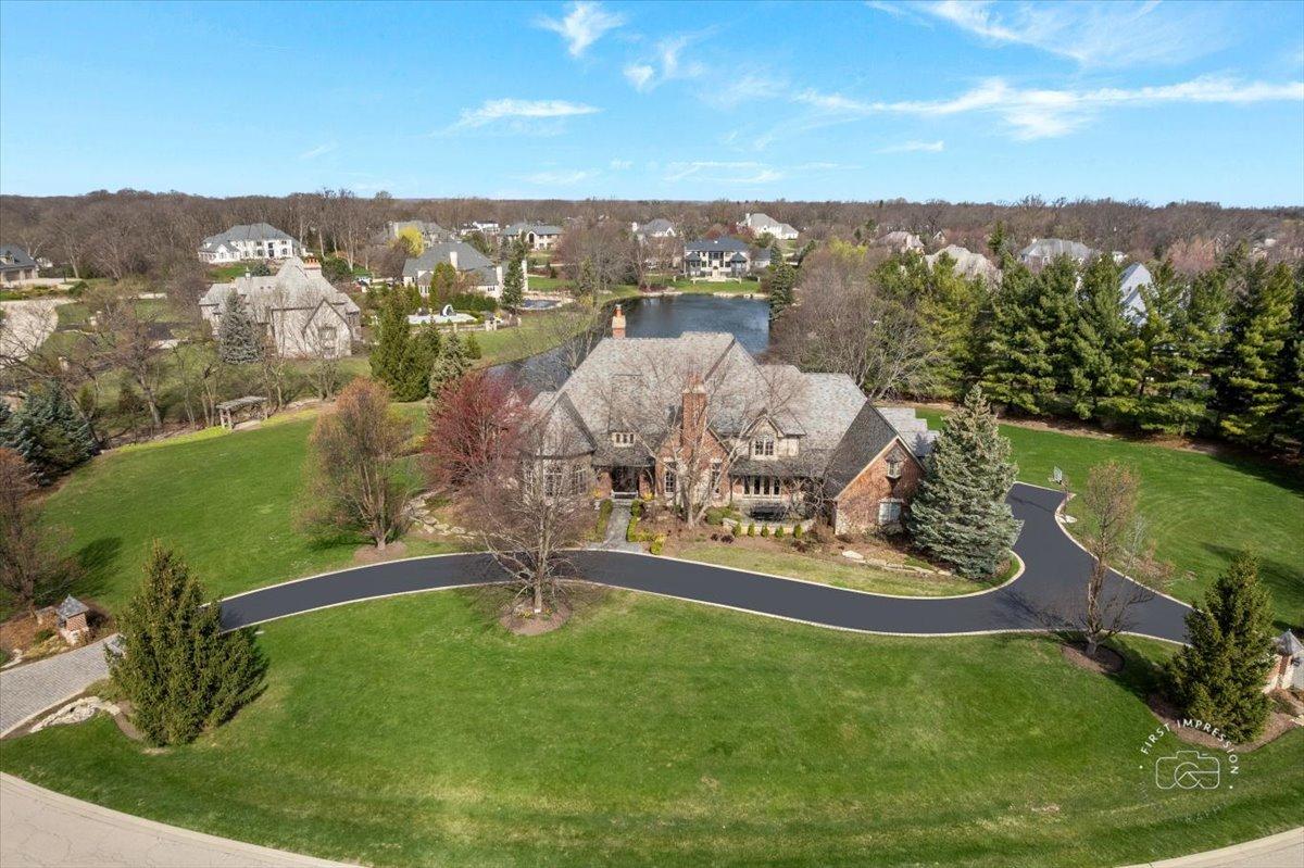 36W442 Hunters Gate Rd., St. Charles, IL 60175