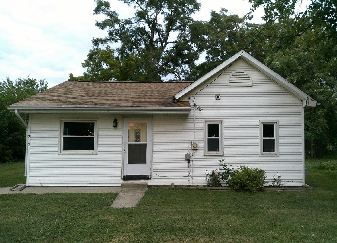 222 S Iowa St., Atwood, IL 61913