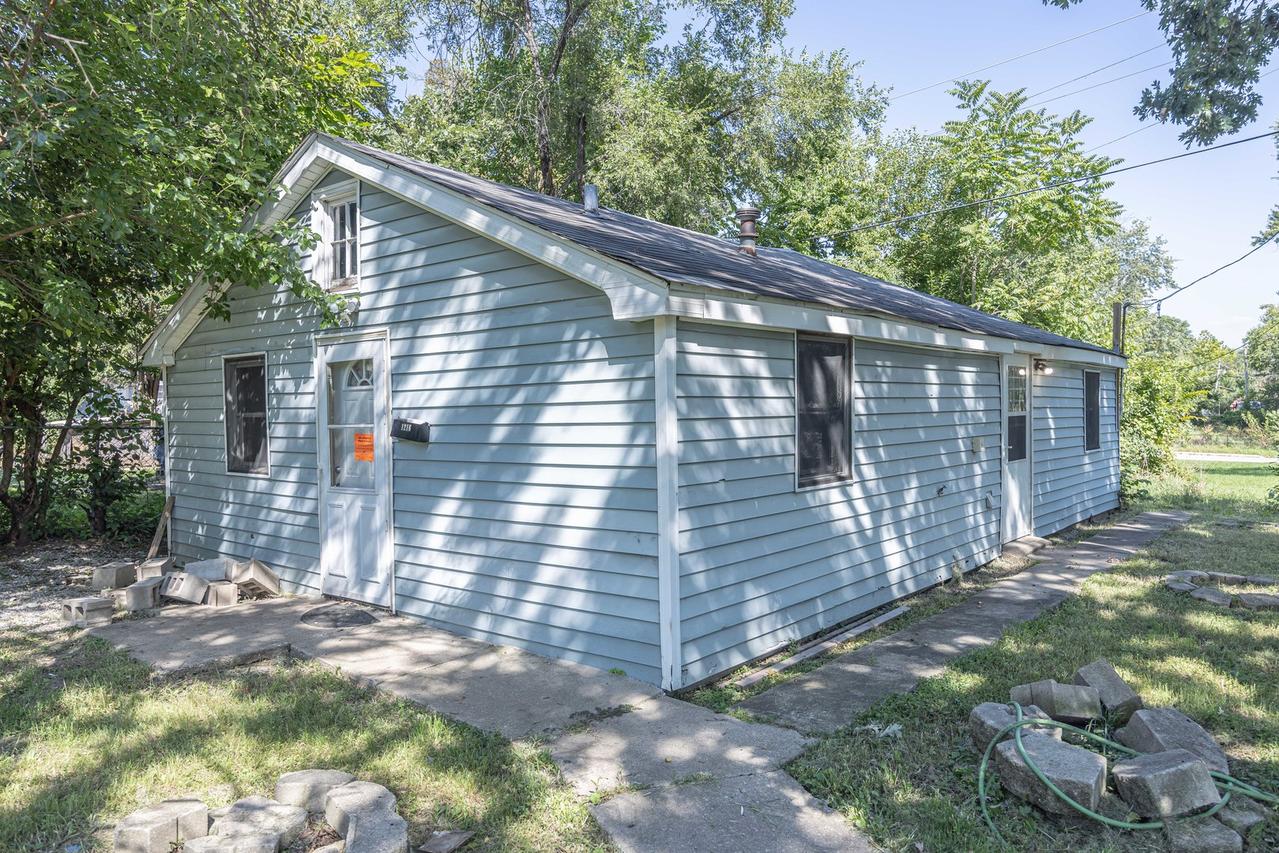 1216 Gould St., Joliet, IL 60432