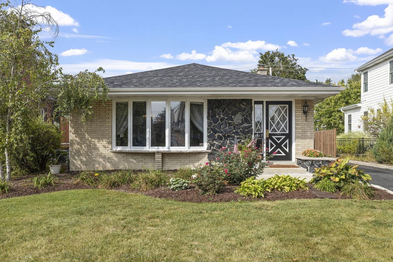 4612 Johnson Ave., Western Springs, IL 60558