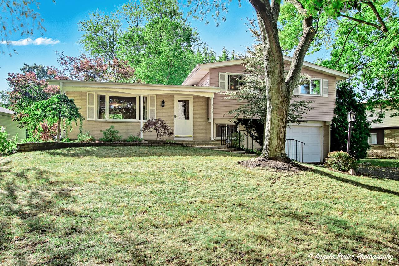2615 Blanchard Rd., Waukegan, IL 60087