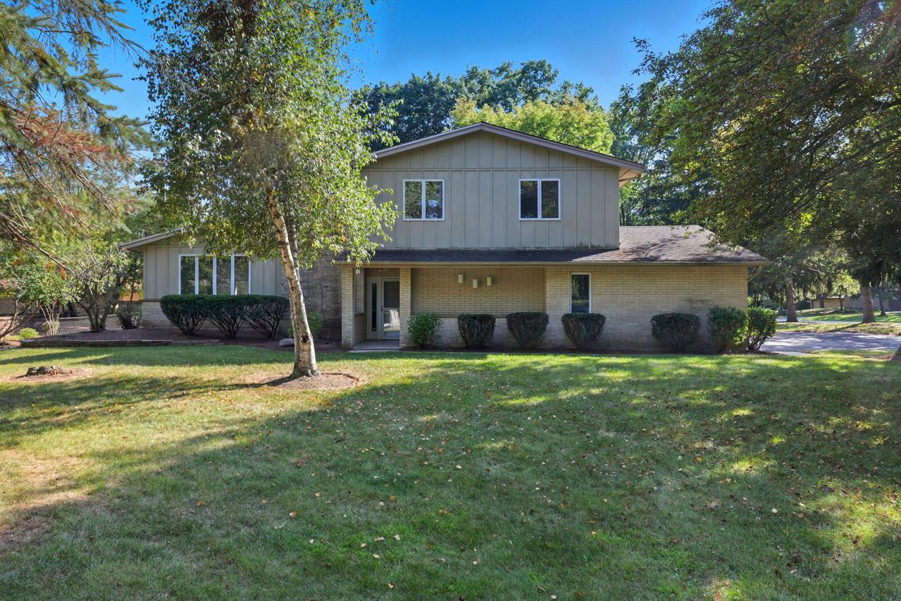 521 Deerpath Dr., Winthrop Harbor, IL 60096