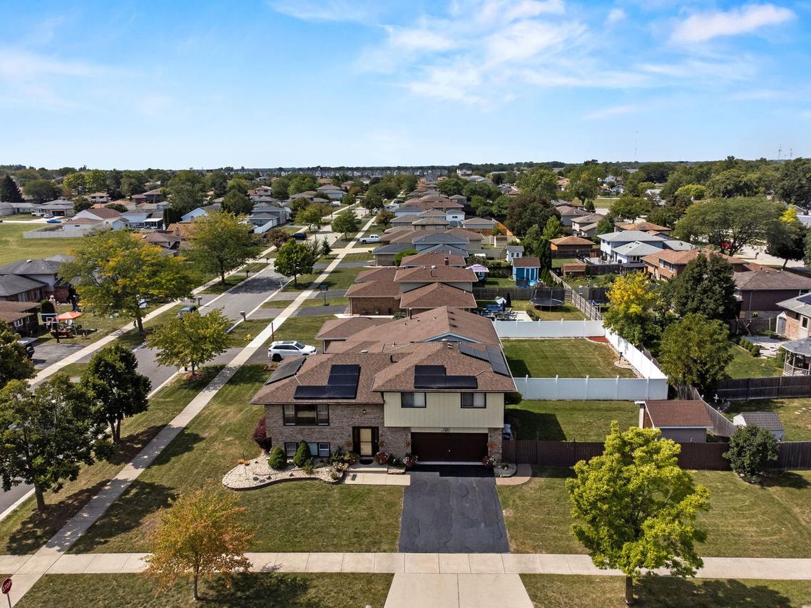16950 90th Ave., Orland Hills, IL 60487