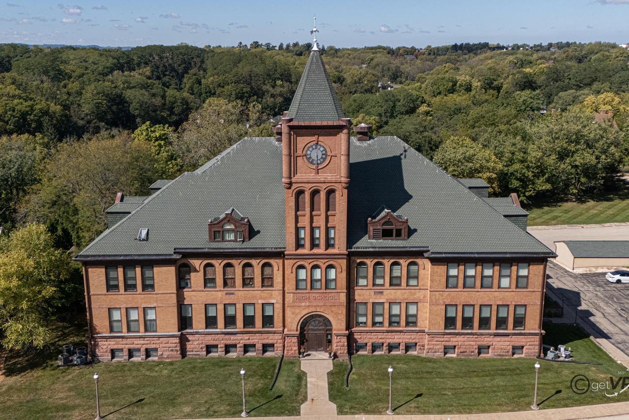 411 S Prospect St. #210, Galena, IL 61036