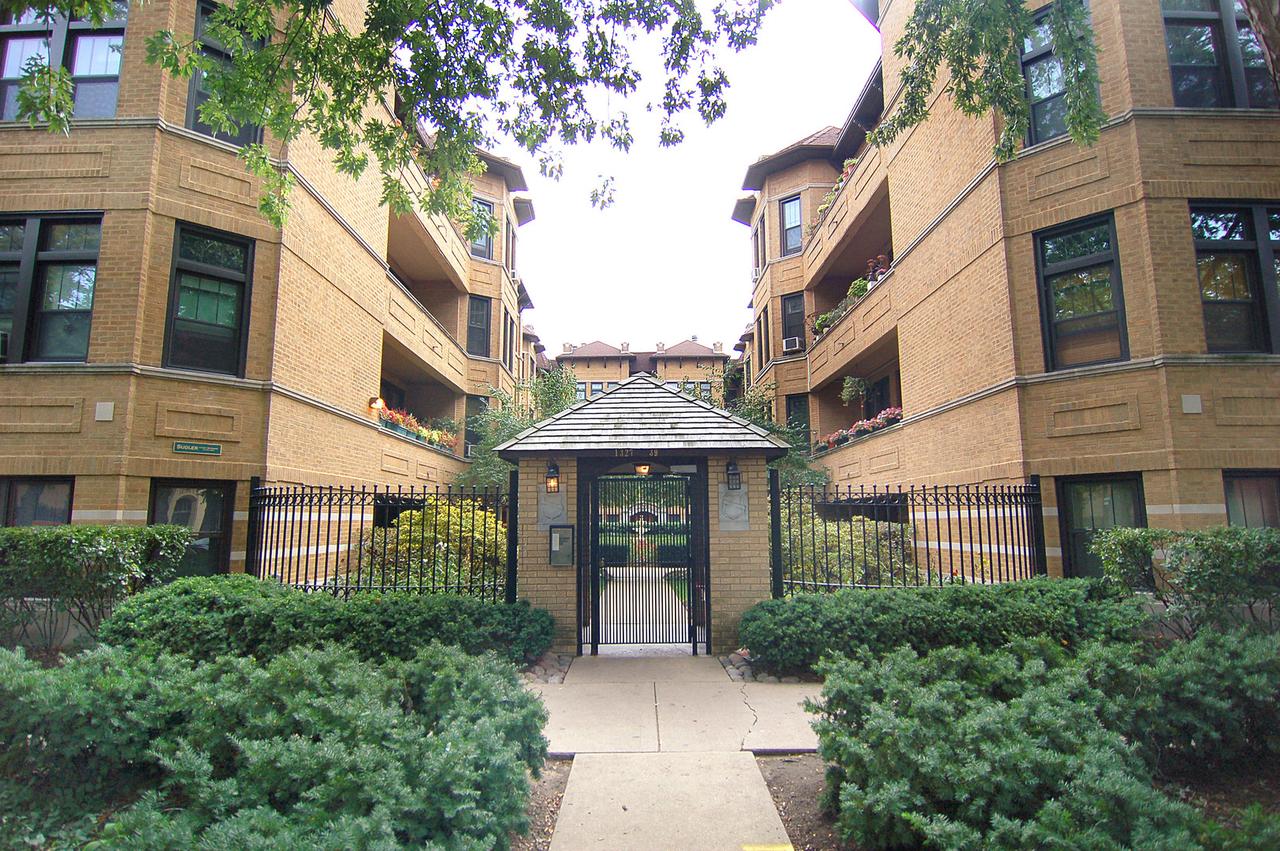 1339 W Lunt Ave. #2N, Chicago, IL 60626