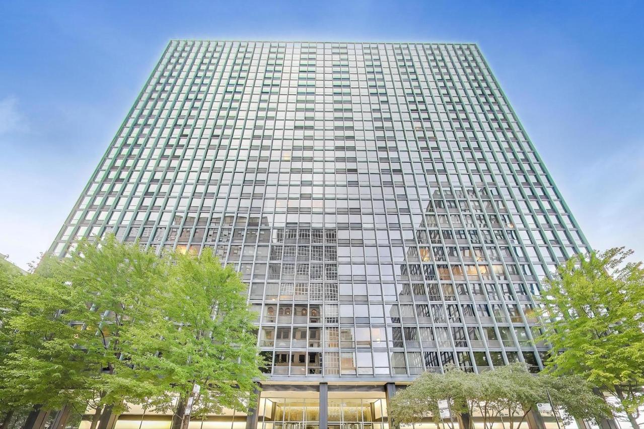 900 N Lake Shore Dr. #802-4, Chicago, IL 60611