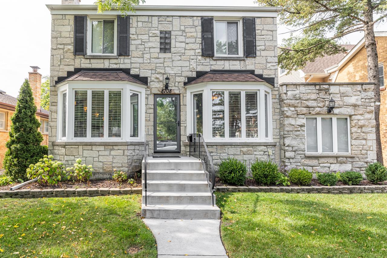 8708 Central Ave., Morton Grove, IL 60053