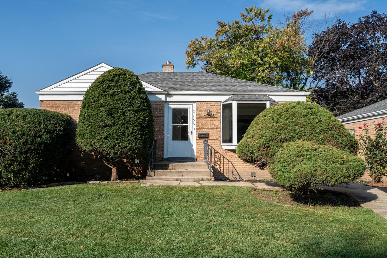 2166 Laura Ln., Des Plaines, IL 60018
