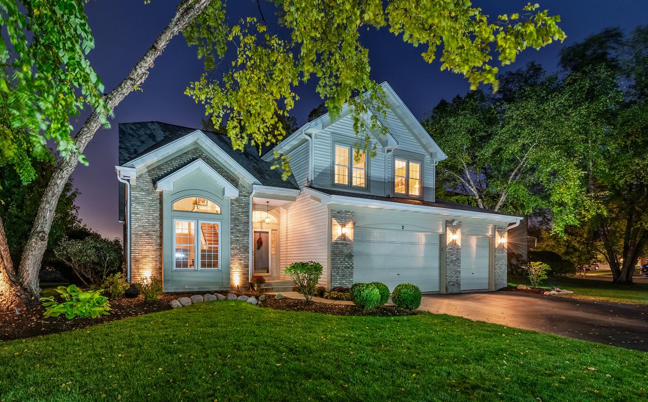 2 White Chapel Ct., Algonquin, IL 60102