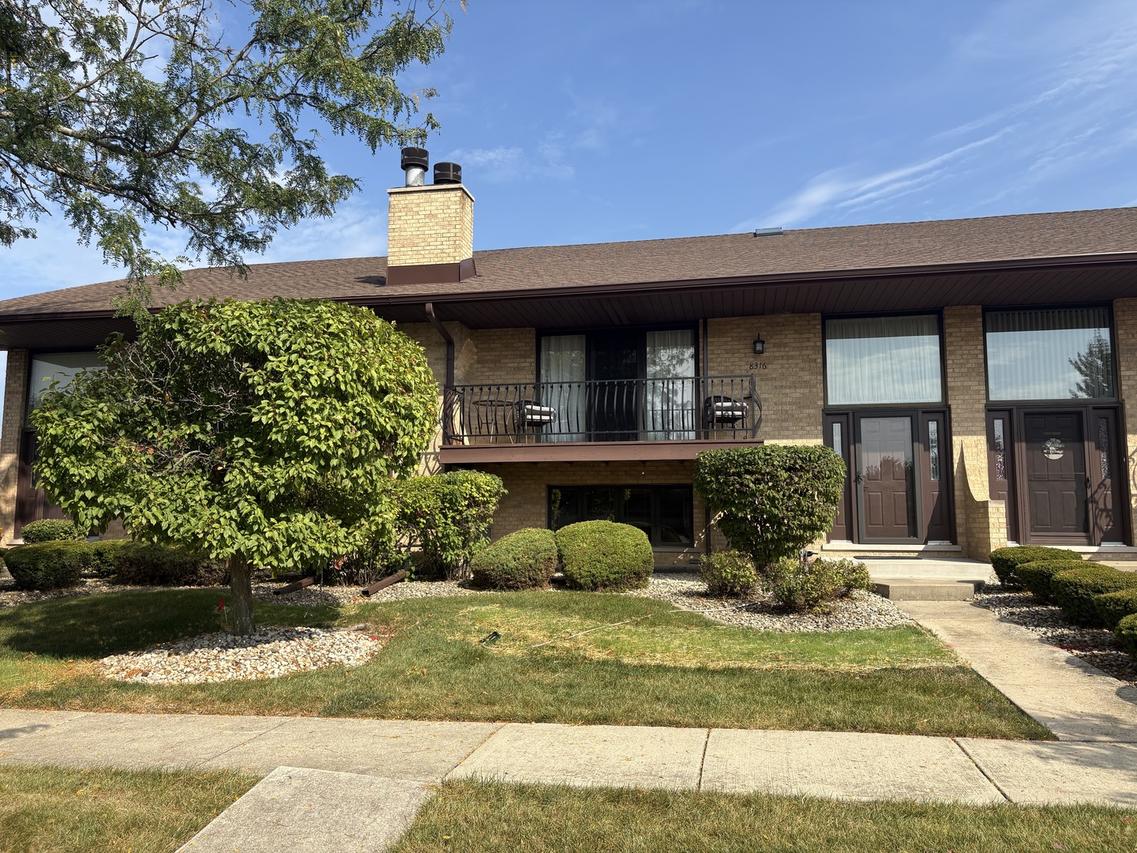 8316 161st Pl., Tinley Park, IL 60477