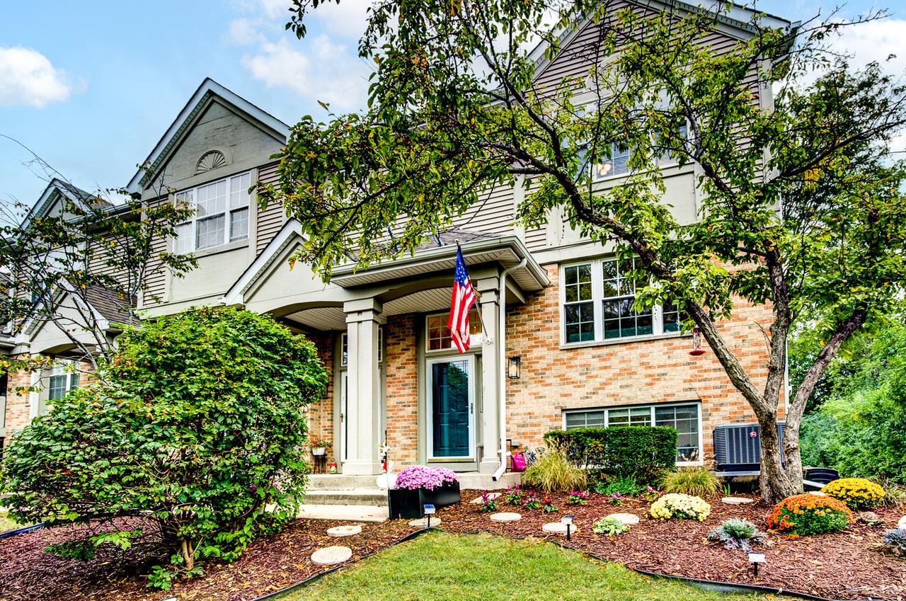 2611 Woodmere Dr., Darien, IL 60561