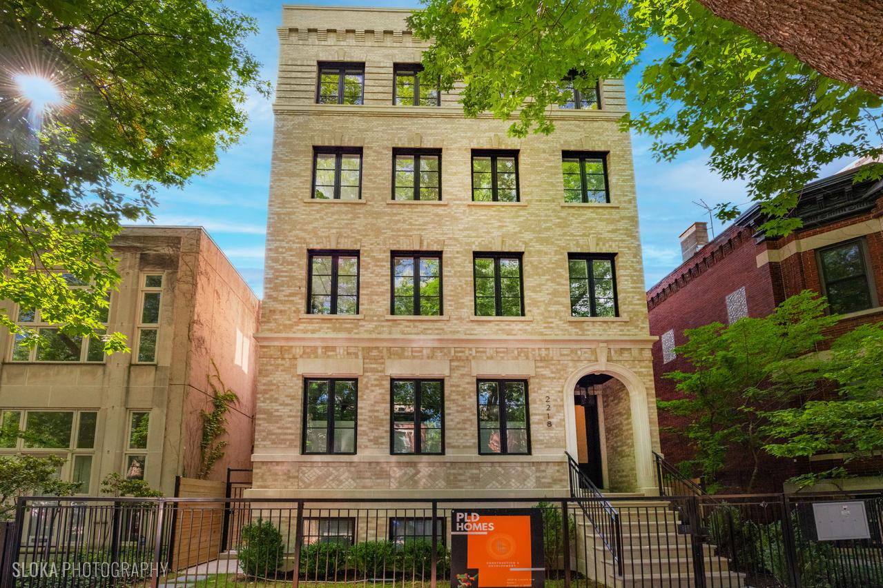 2218 N Burling St. #PH, Chicago, IL 60614