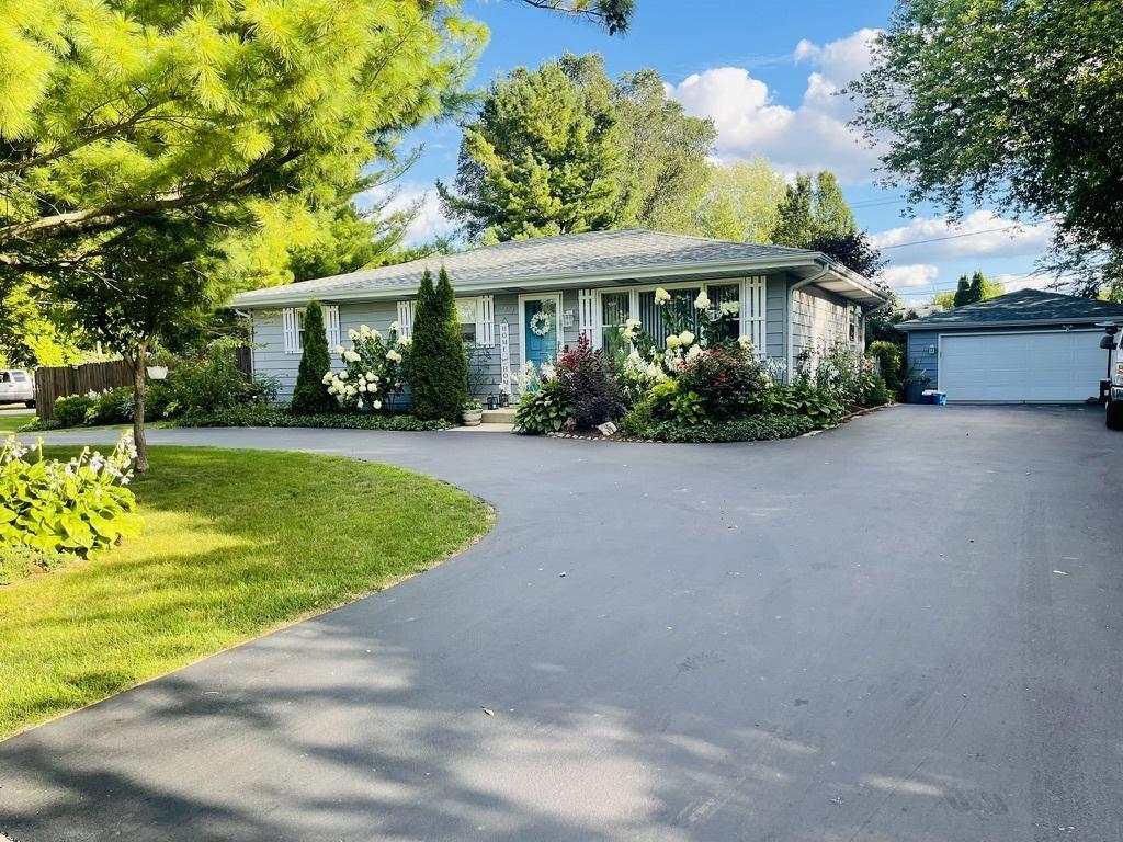 3409 Glen Flora Ave., Gurnee, IL 60031