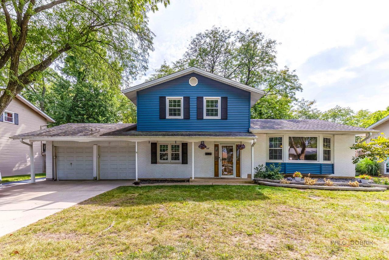 847 E Cooper Dr., Palatine, IL 60074