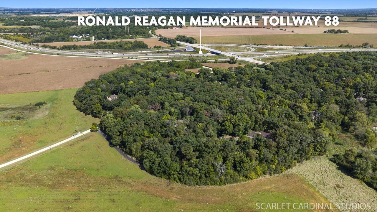 000 Finley Rd., Sugar Grove, IL 60554