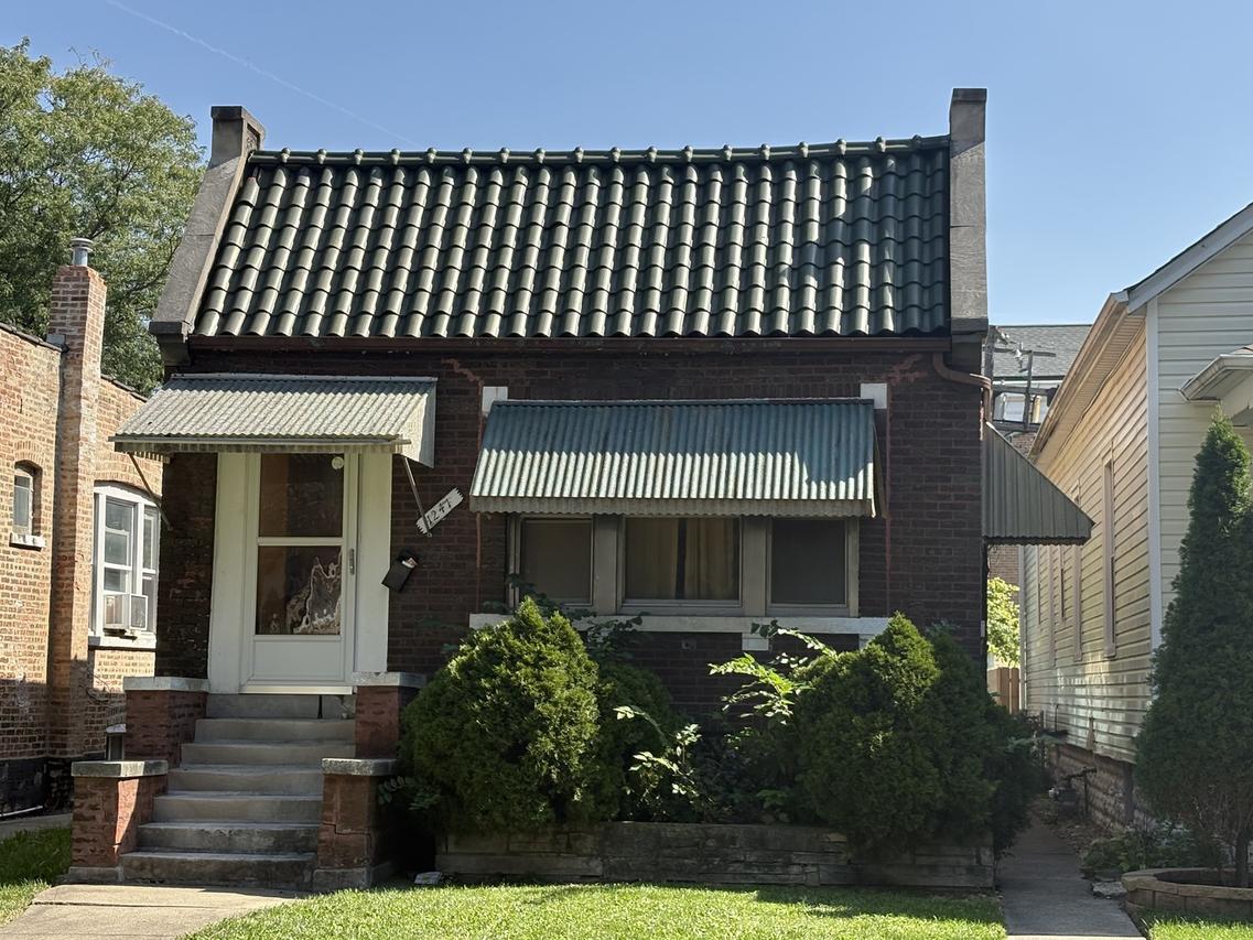 1241 Highland Ave., Berwyn, IL 60402