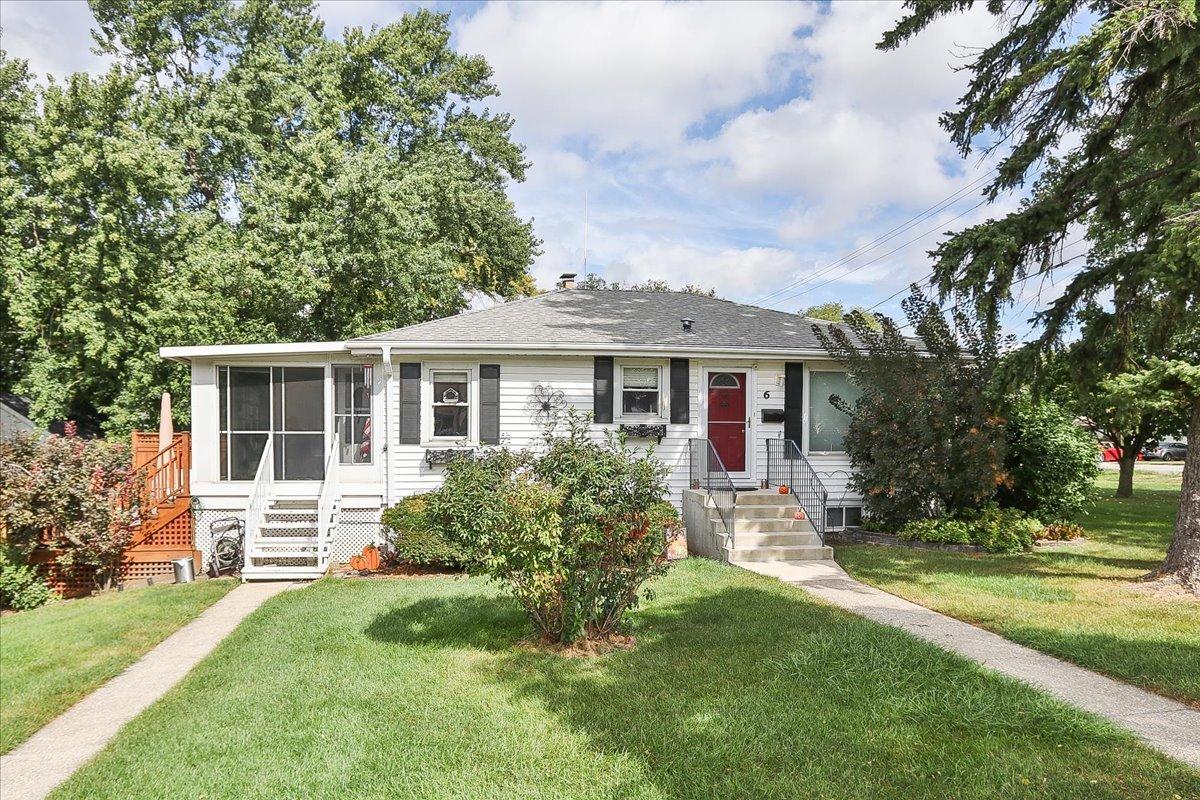 6 W Harding Rd., Lombard, IL 60148