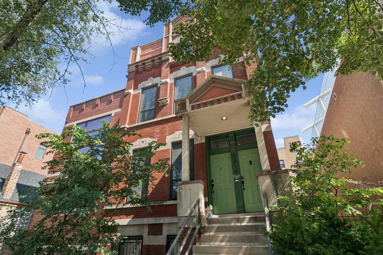 1215 N Greenview Ave. #1E, Chicago, IL 60642