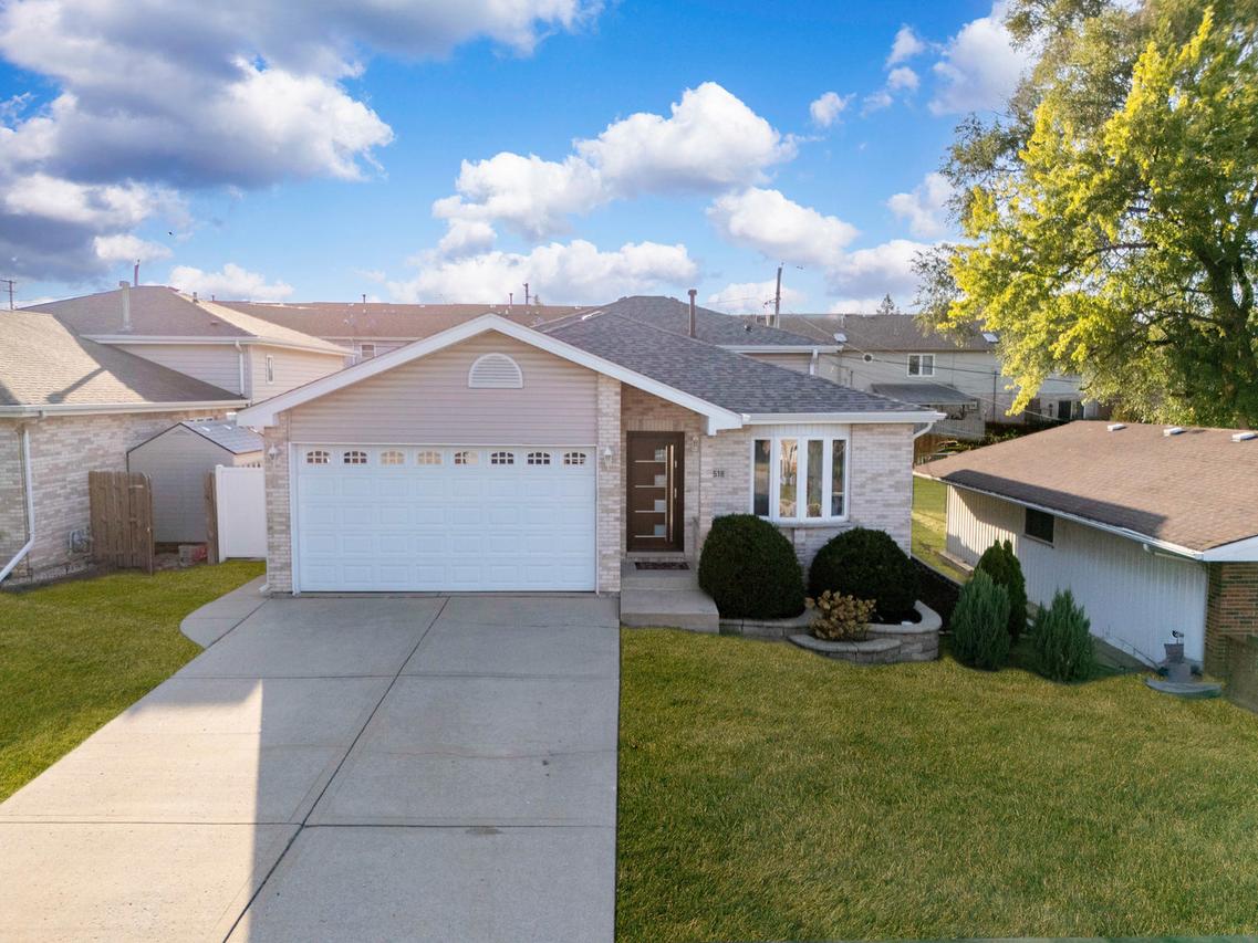 8518 S 79th Ct., Justice, IL 60458