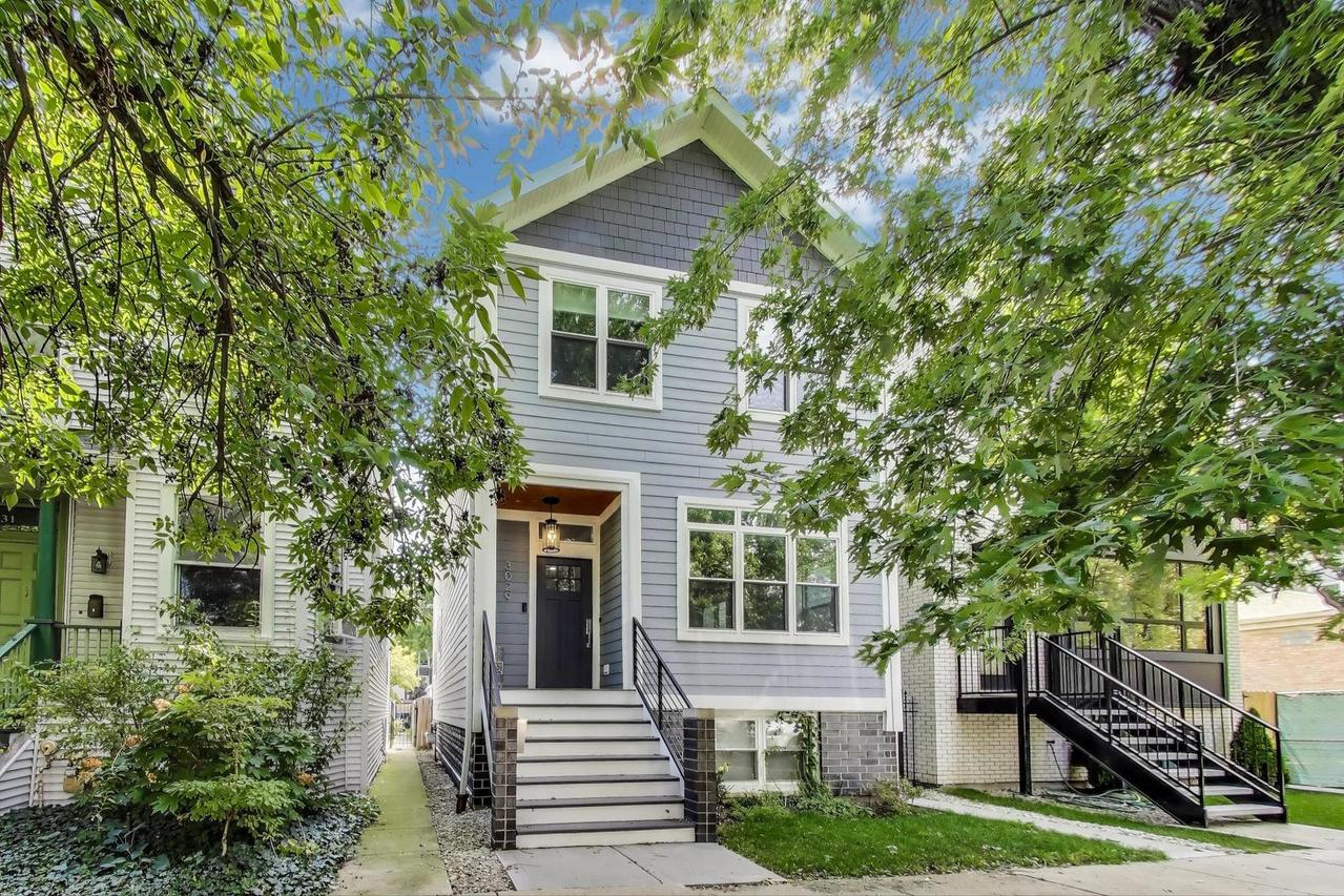 3029 N Elbridge Ave., Chicago, IL 60618