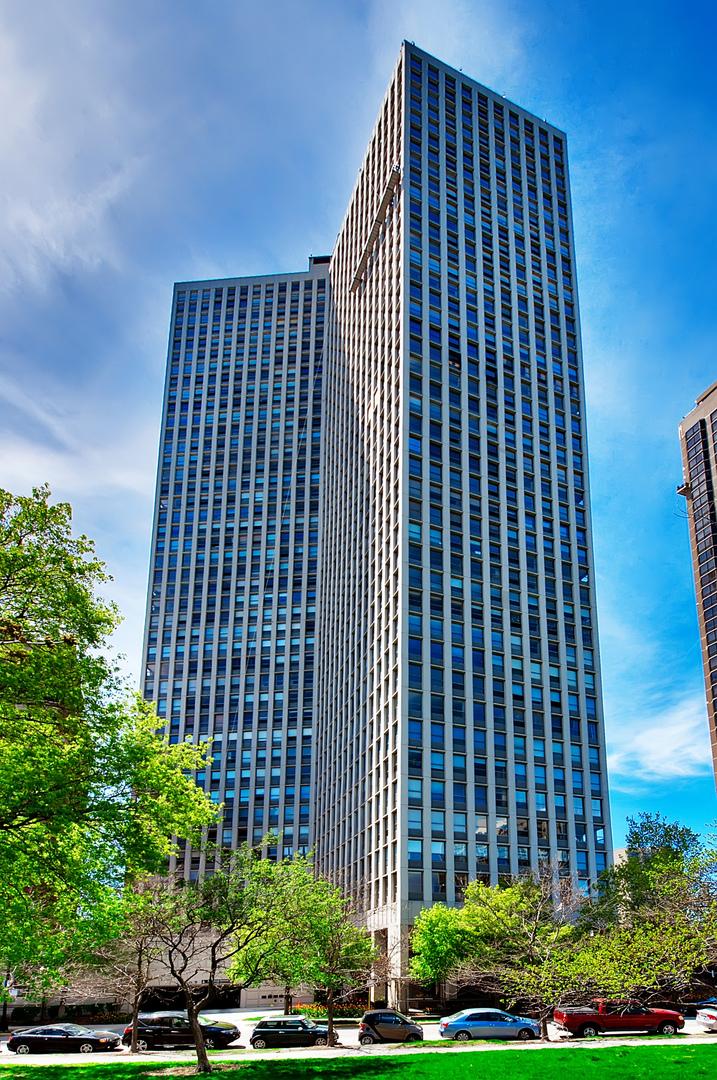 2626 N Lakeview St. #2106, Chicago, IL 60614