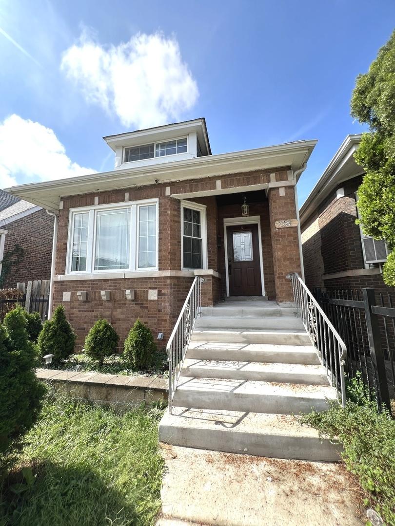7324 S Oakley Ave., Chicago, IL 60636