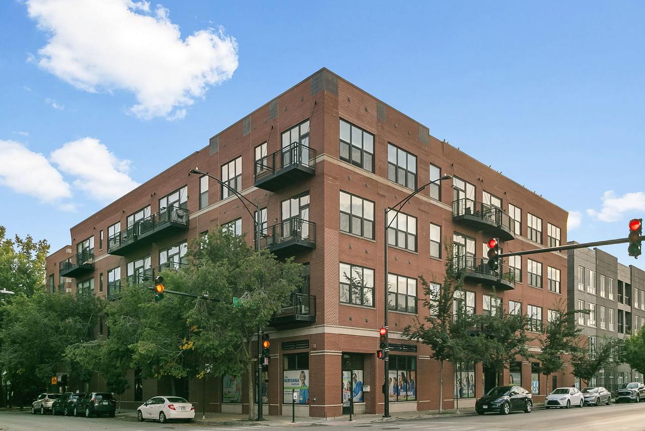 2 S Leavitt St. #201, Chicago, IL 60612