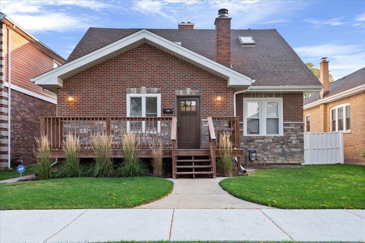 5921 N Navarre Ave., Chicago, IL 60631