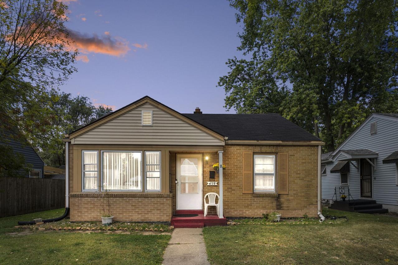 459 S Nelson Ave., Kankakee, IL 60901