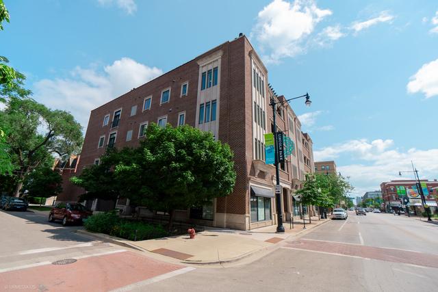 2401 N Janssen St. #208, Chicago, IL 60614