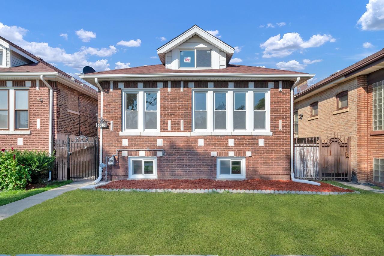 6010 S Richmond St., Chicago, IL 60629