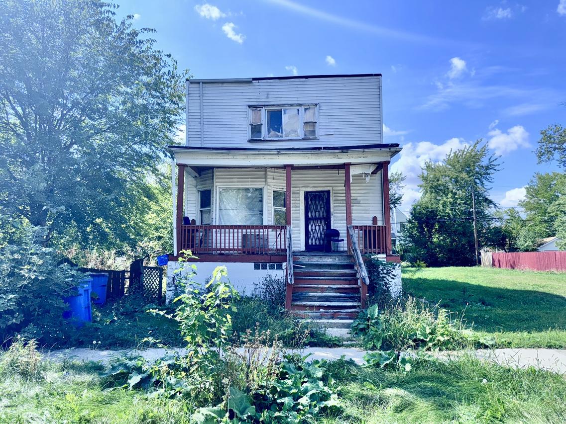 10540 S Lafayette Ave., Chicago, IL 60628
