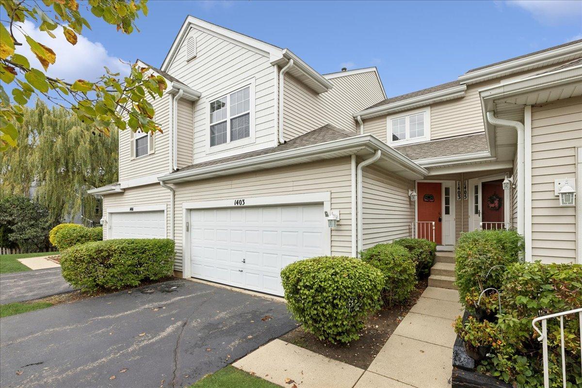 1403 Meadowsedge Ln., Carpentersville, IL 60110