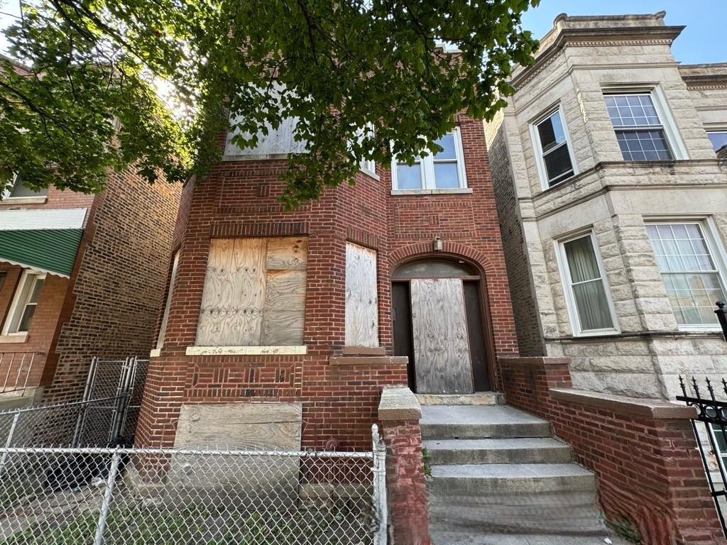 1222 S Central Park Ave., Chicago, IL 60623