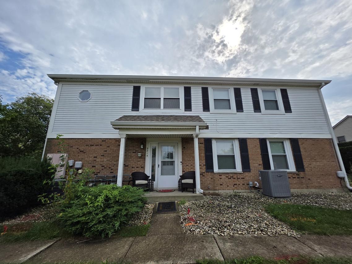 9314 Wherry Ln. #D, Orland Park, IL 60462