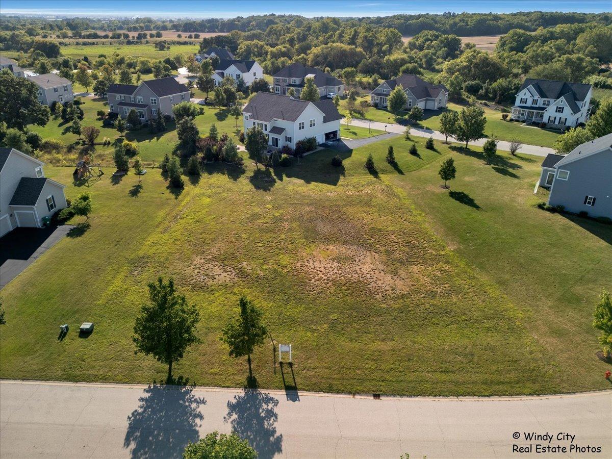 6505 Savanna Ln., Lakewood, IL 60014