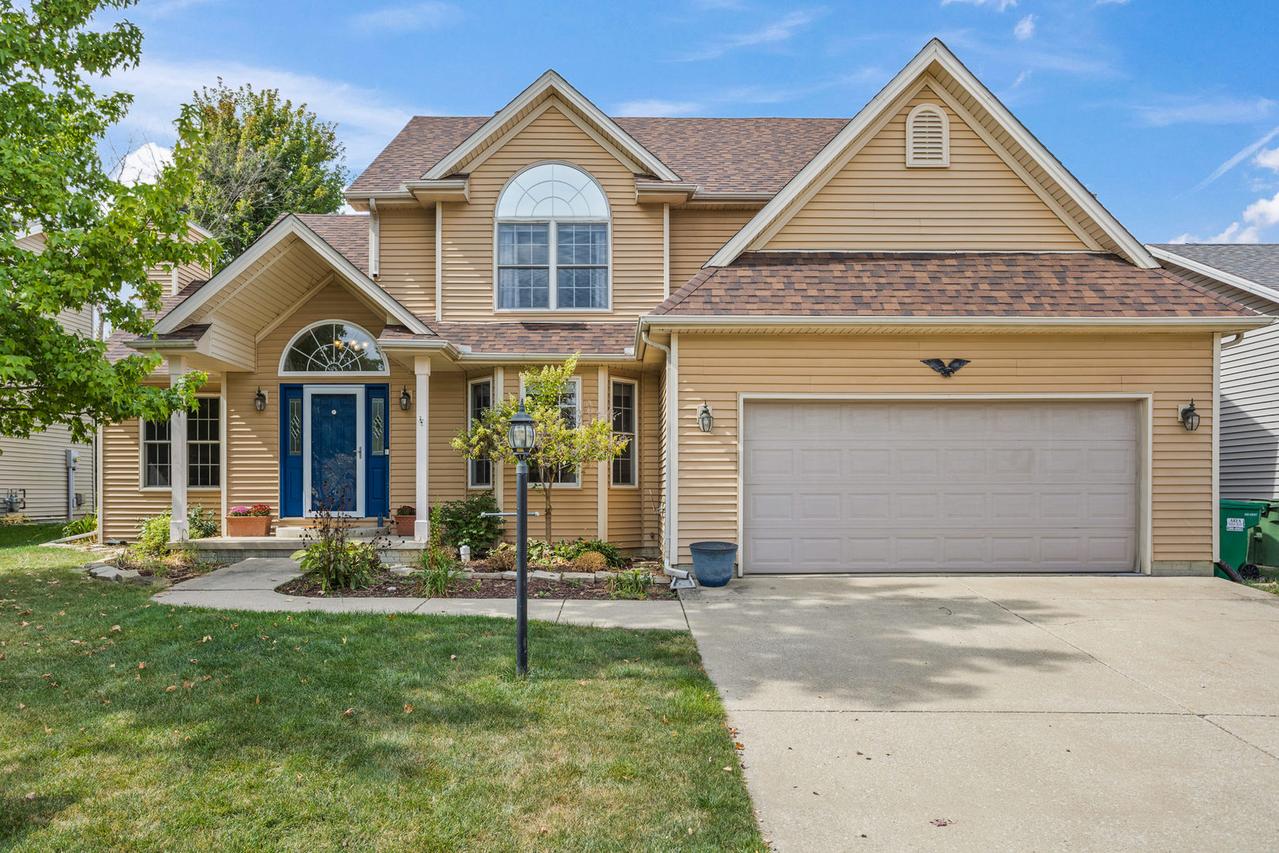 1411 Brookhaven Dr., Mahomet, IL 61853