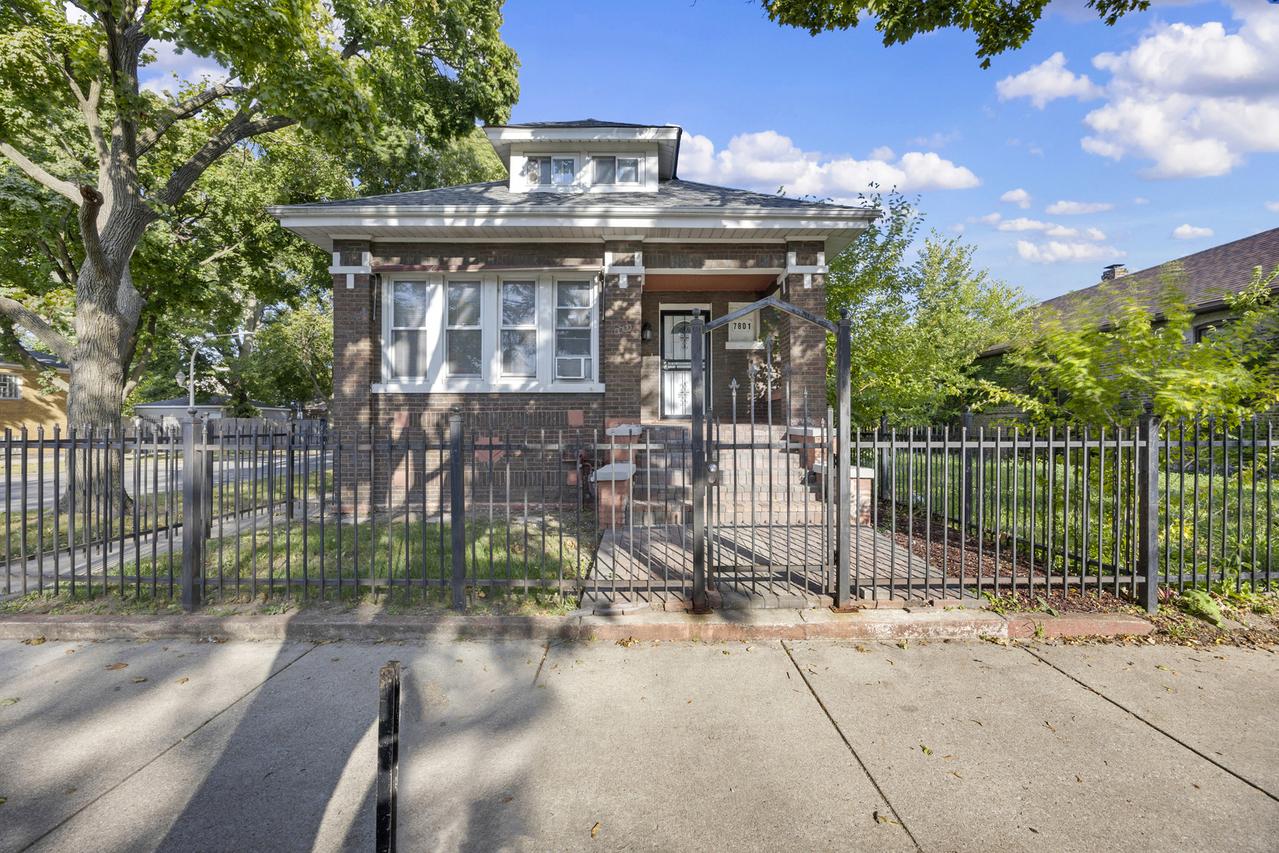 7801 S Hermitage Ave., Chicago, IL 60620