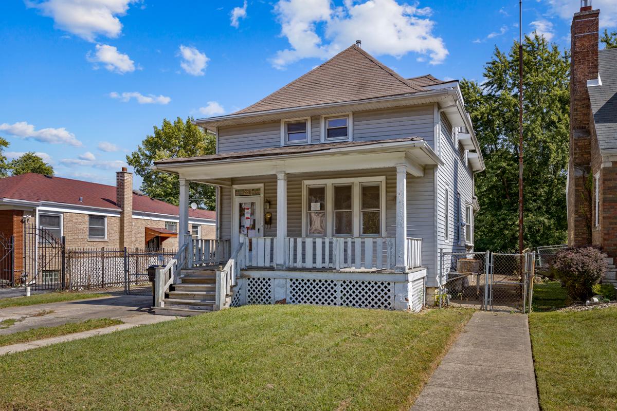 9311 S Vanderpoel Ave., Chicago, IL 60643