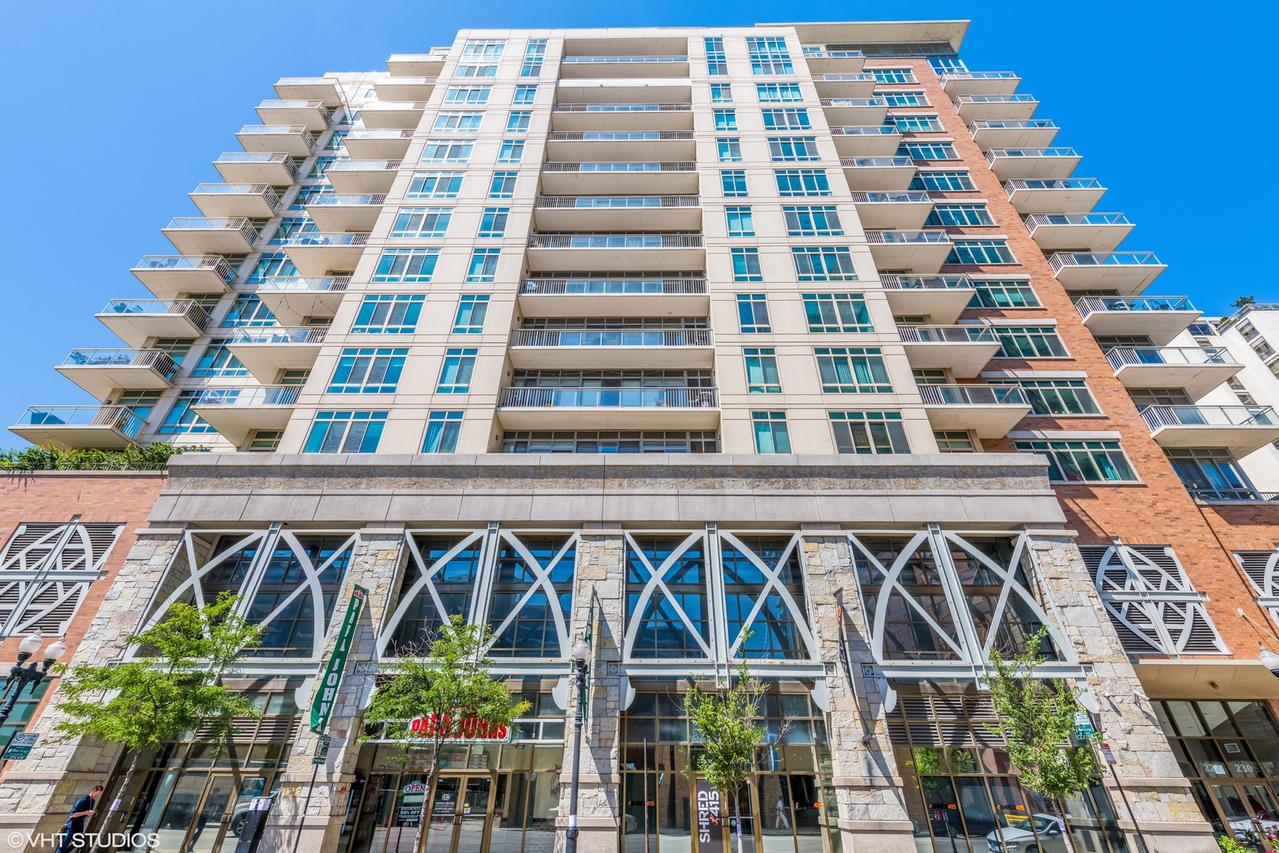 230 W Division St. #1202, Chicago, IL 60610