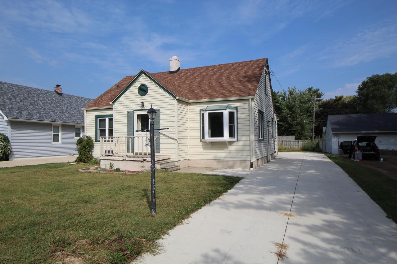 632 Drexel Blvd., Machesney Park, IL 61115