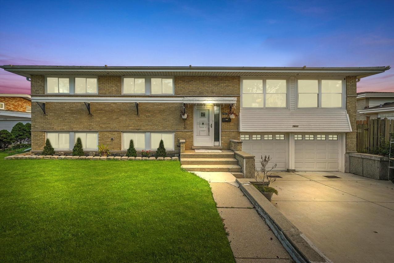 7803 Churchill St., Morton Grove, IL 60053