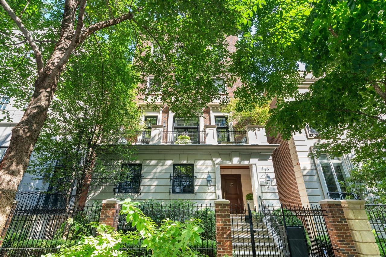 446 W Huron St., Chicago, IL 60654