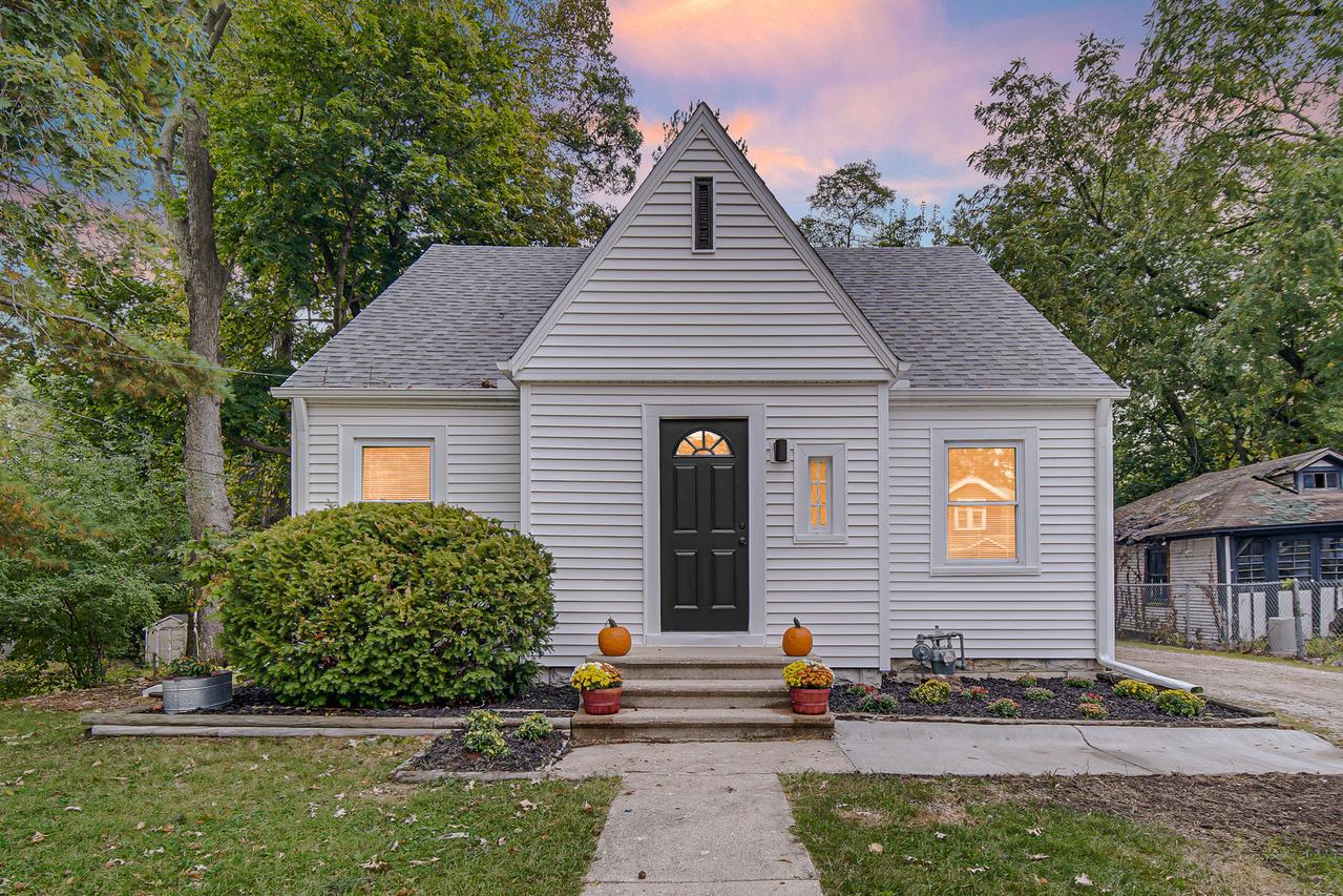 513 West Ave., Morris, IL 60450