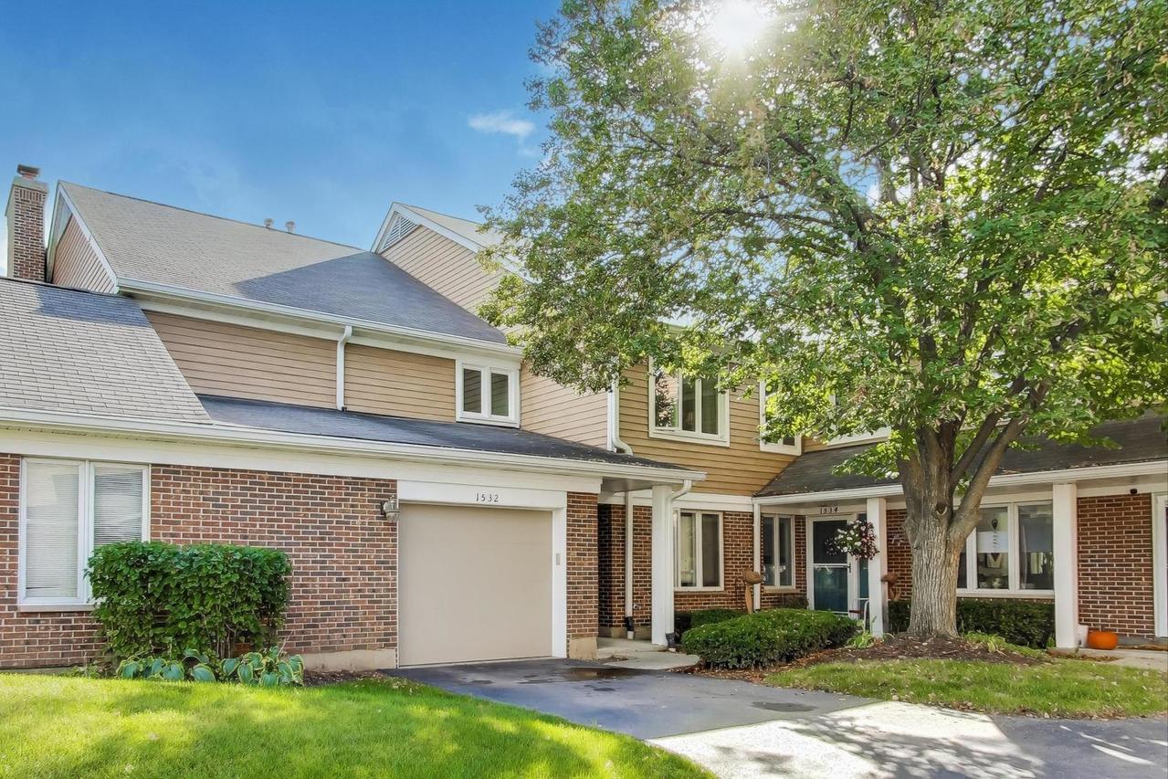 1532 N Courtland Dr. #6, Arlington Heights, IL 60004