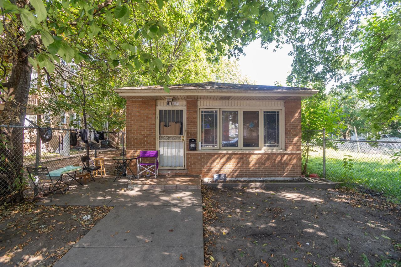 6709 S Rhodes Ave., Chicago, IL 60637