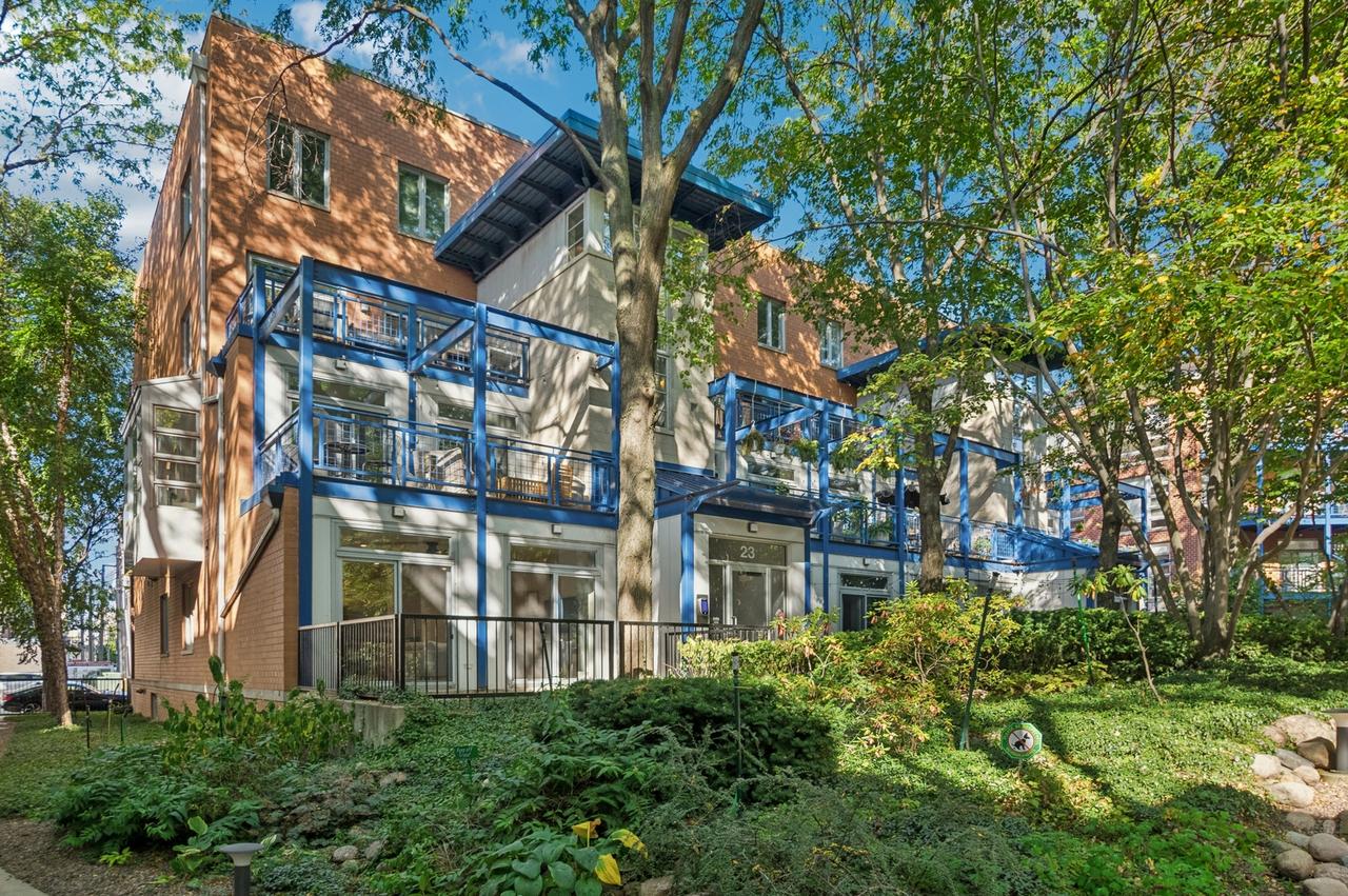 23 N Racine Ave. #405, Chicago, IL 60607