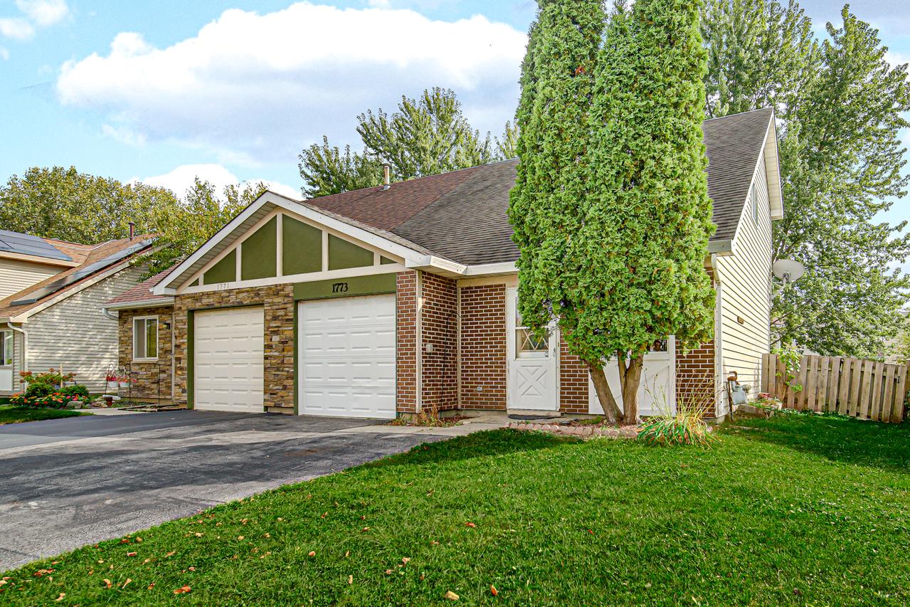 1773 Goddard Ln., Hanover Park, IL 60133