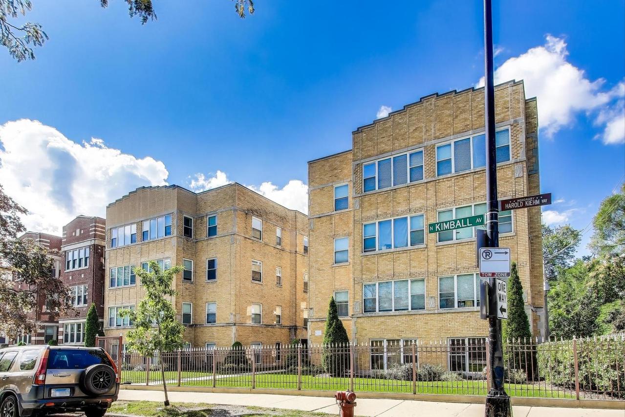 4948 N Kimball Ave. #4W, Chicago, IL 60625